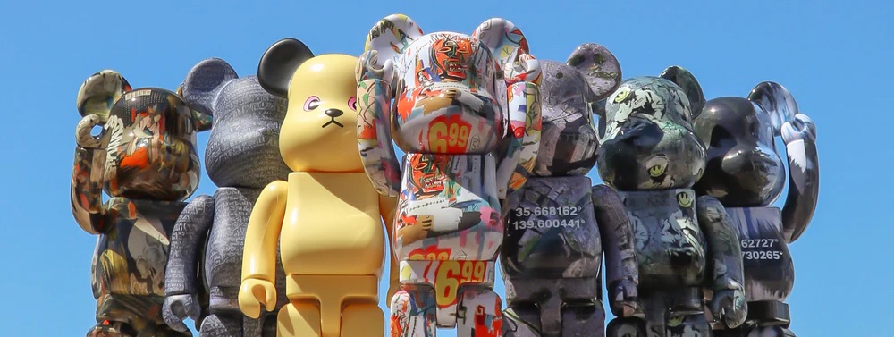 Jeux Vidéo Soldes Magasin -Jeux Vidéo Soldes Magasin Banner Art Toys Bearbrick