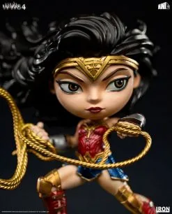DC Comics WW 1984 - Figurine Wonder Woman, Mini Co -Jeux Vidéo Soldes Magasin dc comics ww 1984 figurine wonder woman mini co 4