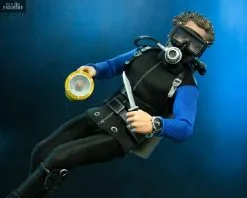 Les Dents De La Mer - Figurine Clothed Matt Hooper (Shark Cage) -Jeux Vidéo Soldes Magasin figurine clothed matt hooper shark cage 5