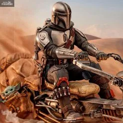 Star Wars The Mandalorian - Figurine Mandalorian On Speederbike, Deluxe Art Scale