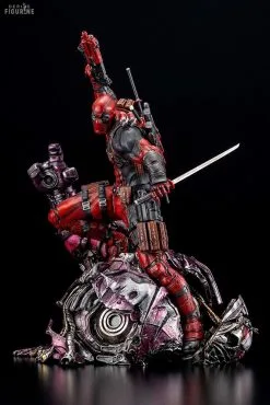 Marvel - Figurine Deadpool, Fine Art Signature Series Featuring The Kucharek Brothers -Jeux Vidéo Soldes Magasin marvel figurine deadpool fine art signature series featuring kucharek brothers 3
