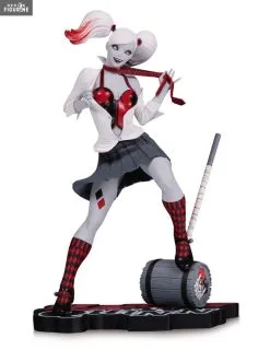 Batman - Figurine Harley Quinn Par Guillem March, DC Comics Red, White & Black