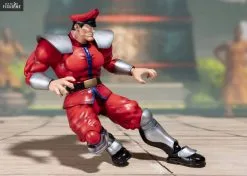 Street Fighter - Figurine M. Bison Tamashii Web Exclusive, S.H. Figuarts -Jeux Vidéo Soldes Magasin street fighter figurine bison tamashii web exclusive sh figuarts 2